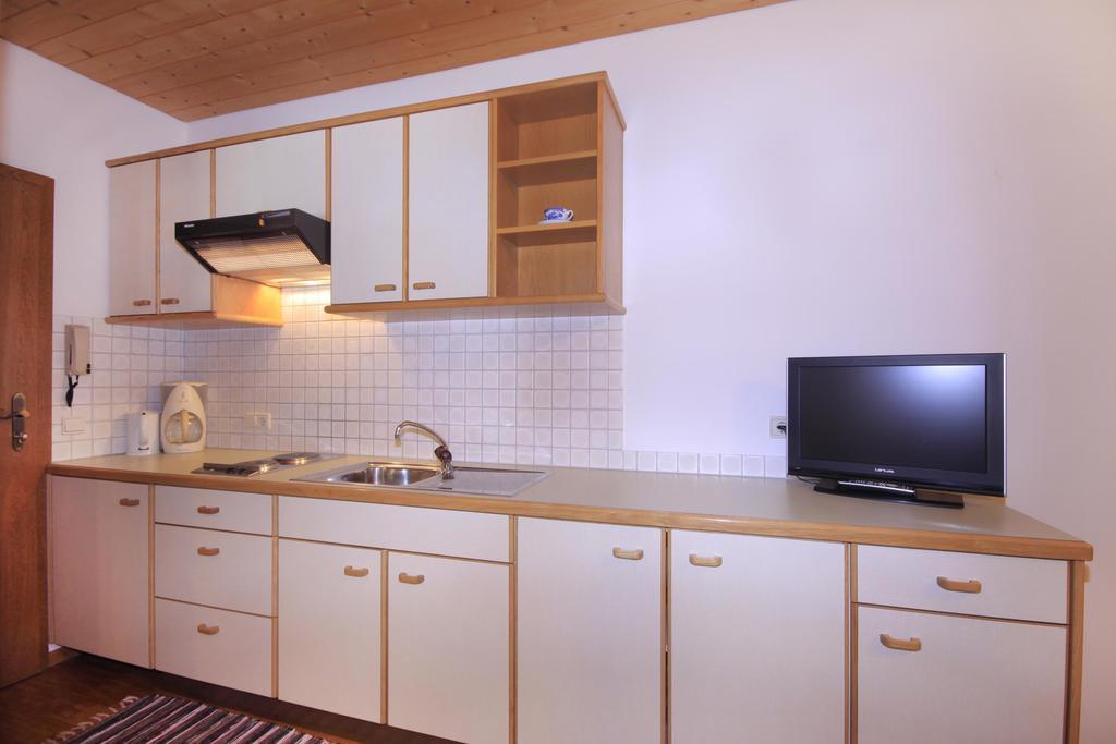 Apartments Gasserhof Algund Kamer foto