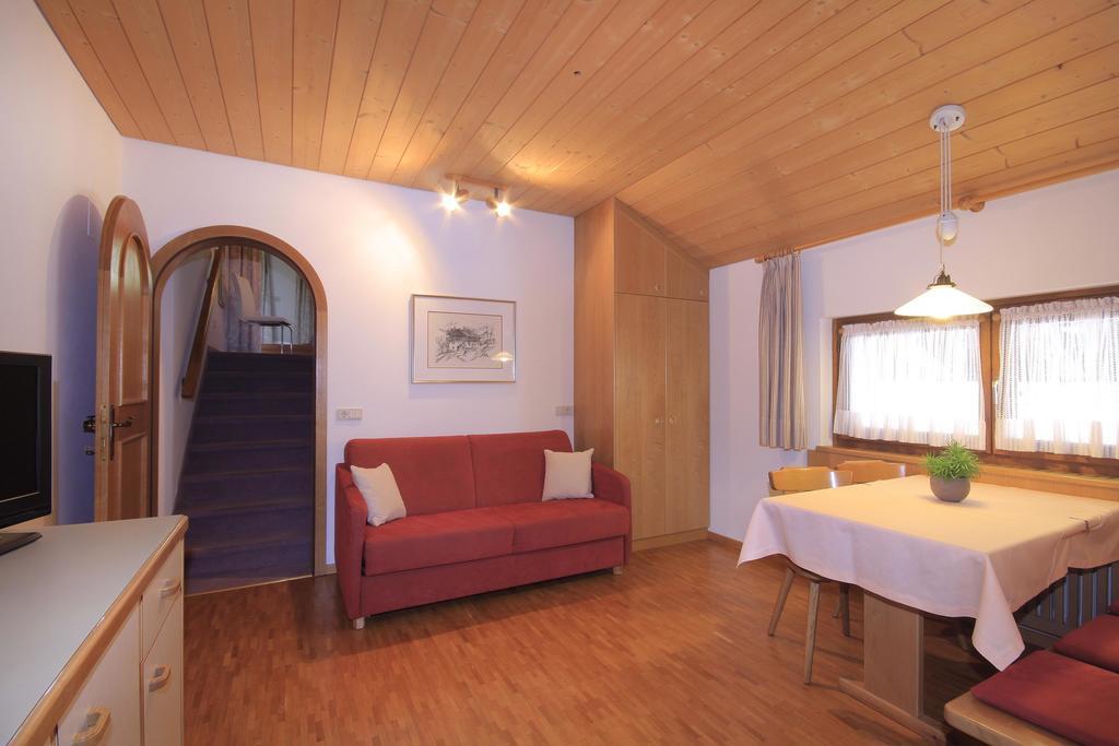 Apartments Gasserhof Algund Kamer foto